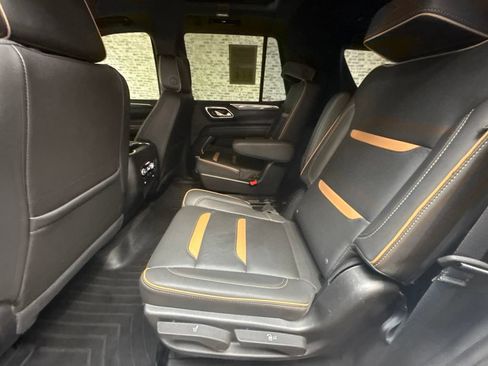 Used 2023 GMC Yukon AT4 w/ Technology Package AWD/4WD image 14