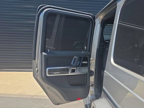 Used 2025 Mercedes-Benz G 63 AMG 4MATIC image 17
