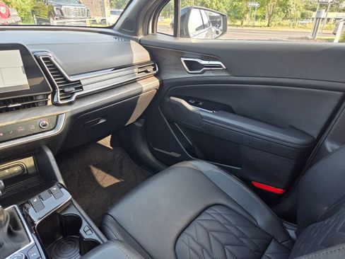 Used 2025 Kia Sportage X-Line w/ Premium Package AWD/4WD image 16