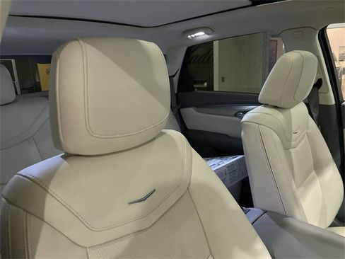 Used 2025 Cadillac XT5 Premium Luxury w/ Technology Package image 20