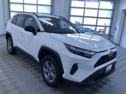 Certified 2025 Toyota RAV4 LE image 28