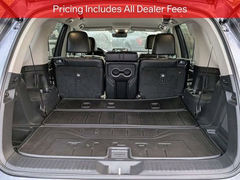 Used 2025 Honda Pilot EX-L image 13
