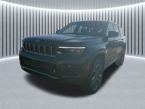 New 2025 Jeep Grand Cherokee L Overland w/ Rear Seat Video Group I AWD/4WD image 7