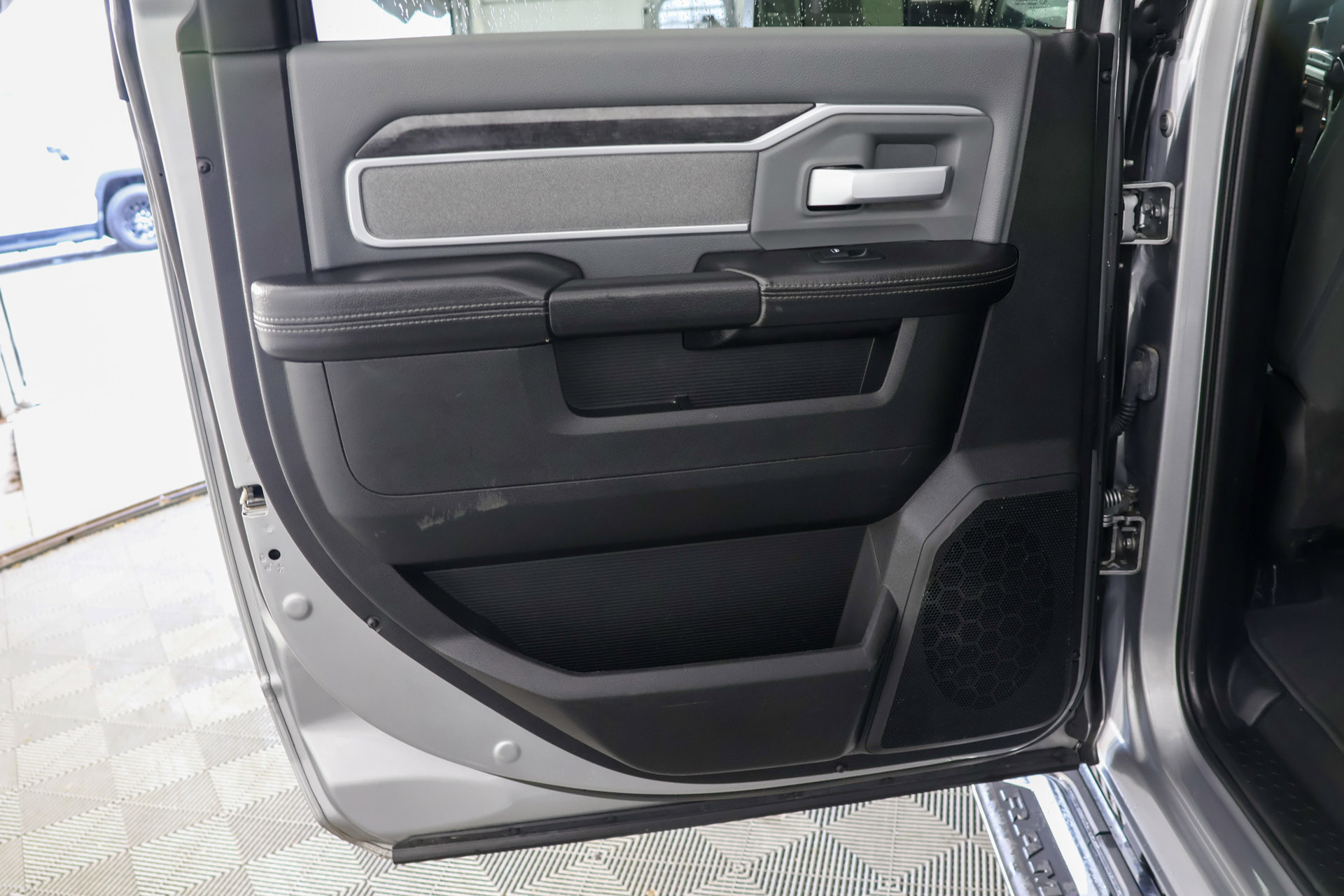 Used 2021 RAM 2500 Big Horn AWD/4WD image 26