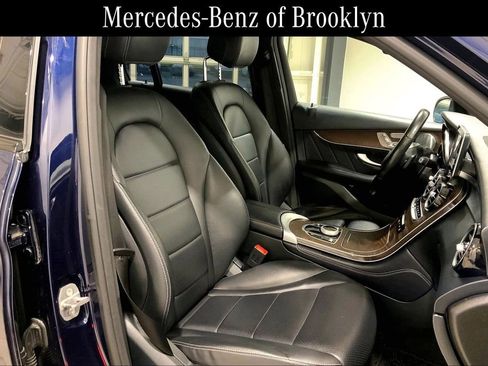 Certified 2018 Mercedes-Benz GLC 300 4MATIC image 9