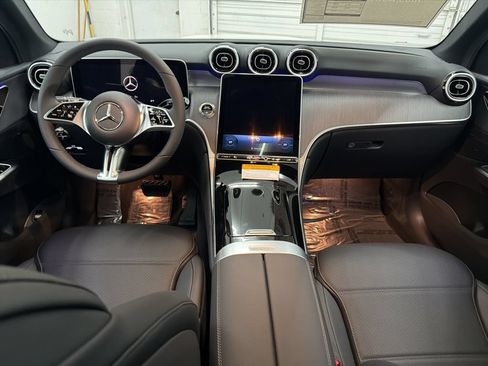 Certified 2026 Mercedes-Benz GLC 300 image 22