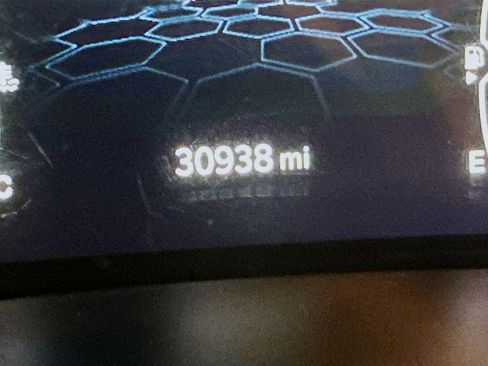 Used 2024 Jeep Compass Sport image 19