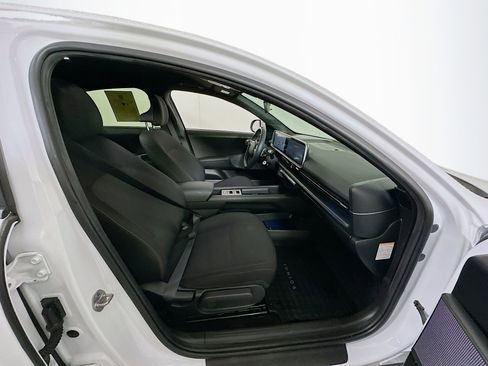 Used 2023 Hyundai Ioniq 6 SE RWD image 33