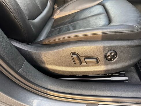 Used 2017 Audi A3 e-tron Premium Plus image 25