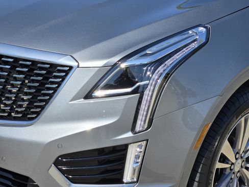 Used 2024 Cadillac XT5 Premium Luxury FWD image 36