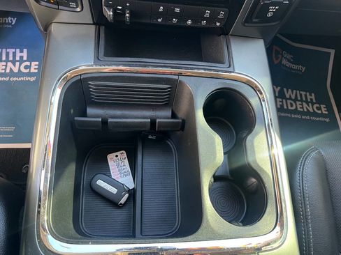 Used 2017 RAM 1500 Sport w/ Black Ram 1500 Sport Group image 28