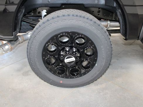 New 2025 Ford F250 XLT w/ Black Appearance Package image 55