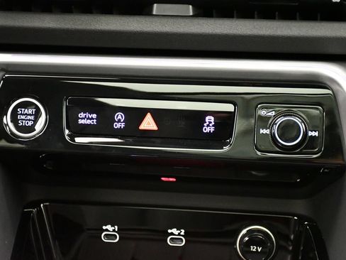Used 2025 Audi Q5 Premium Plus w/ Premium Plus AWD/4WD image 27