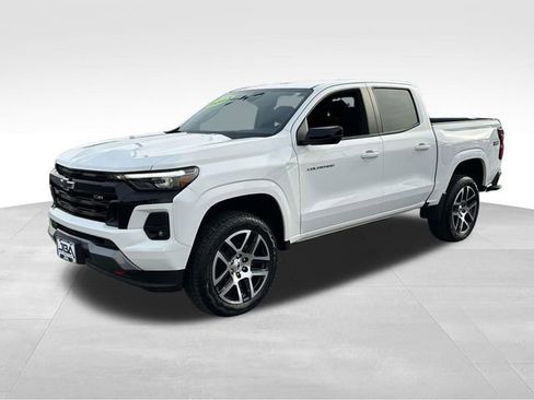 Certified 2023 Chevrolet Colorado Z71 w/ Z71 Convenience Package 2 image 25