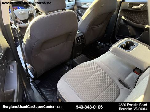 Used 2020 Ford Escape SE Sport image 34