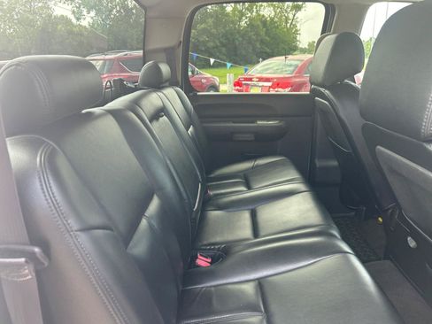 Used 2011 Chevrolet Silverado 1500 LT w/ All-Star Edition AWD/4WD image 21
