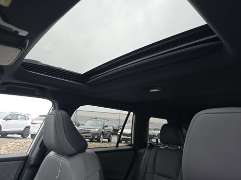 New 2026 Subaru Outback Limited image 9