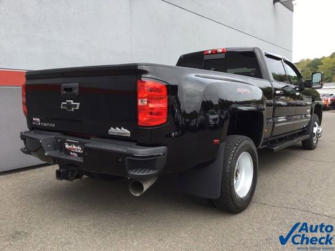 Used 2016 Chevrolet Silverado 3500 High Country w/ Duramax Plus Package image 10