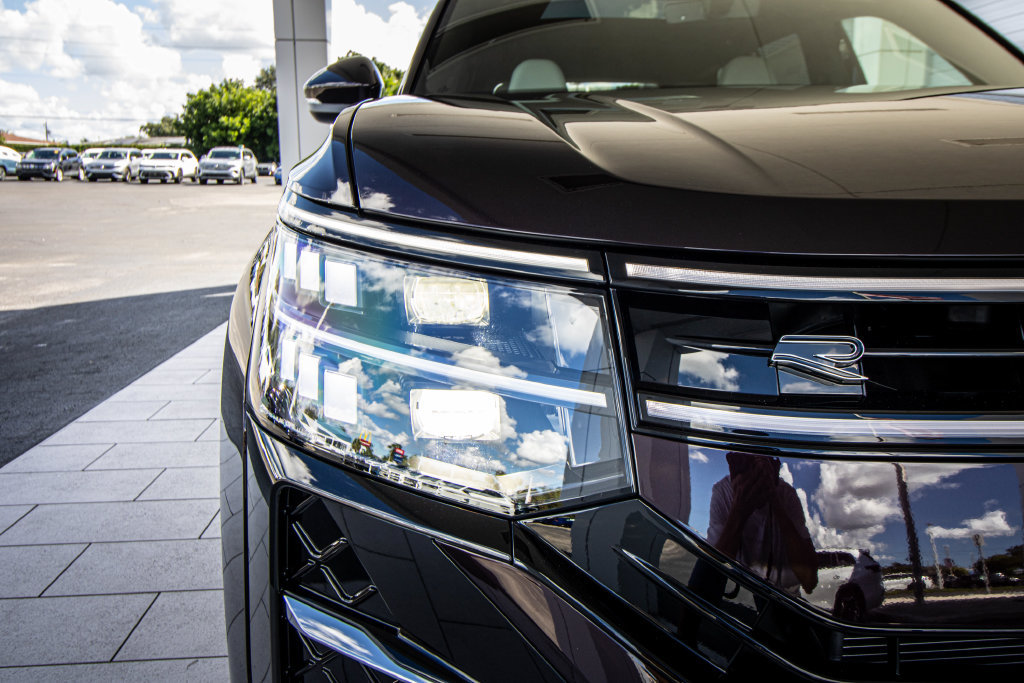 New 2027 Volkswagen Atlas SEL R-Line AWD/4WD image 6