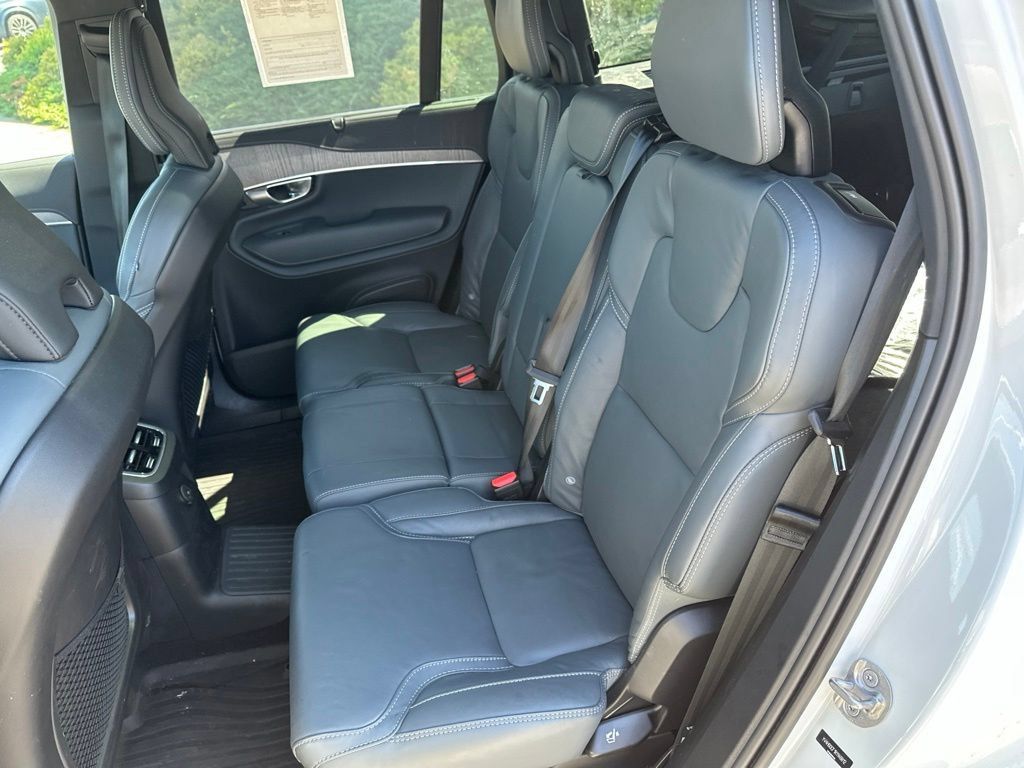 Used 2024 Volvo XC90 T8 Ultimate w/ Protection Package Premier AWD/4WD image 27