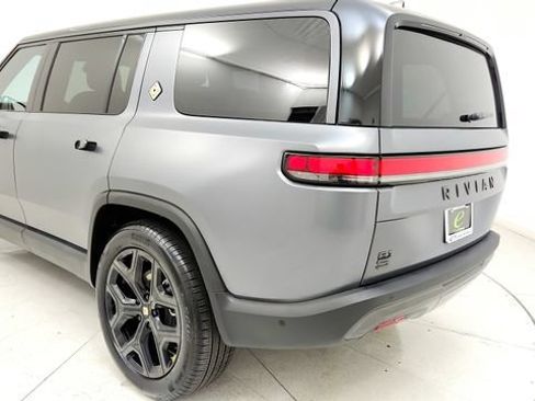 Used 2026 Rivian R1S Adventure AWD/4WD image 26