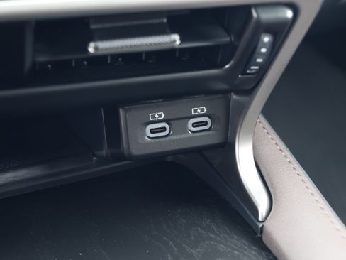 Certified 2023 Lexus RX 350 AWD w/ Accessory Package image 29