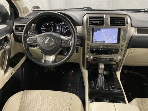 Used 2020 Lexus GX 460 460 image 18
