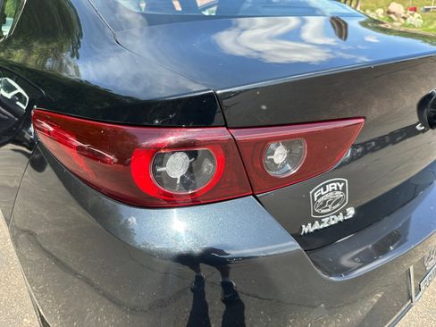 Used 2025 MAZDA MAZDA3 s FWD image 38