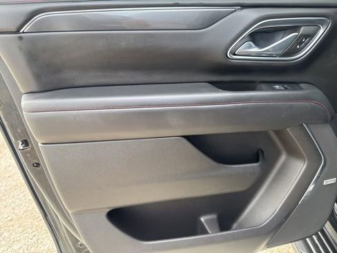 Used 2023 Chevrolet Suburban RST w/ Luxury Package image 29