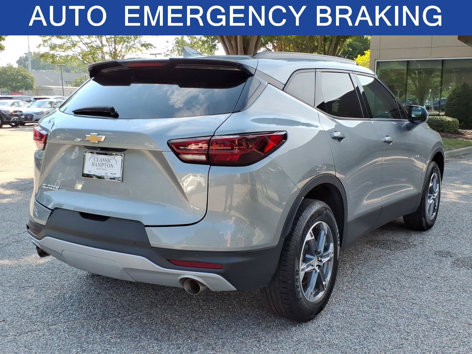 Used 2024 Chevrolet Blazer LT w/ Convenience Package FWD image 8