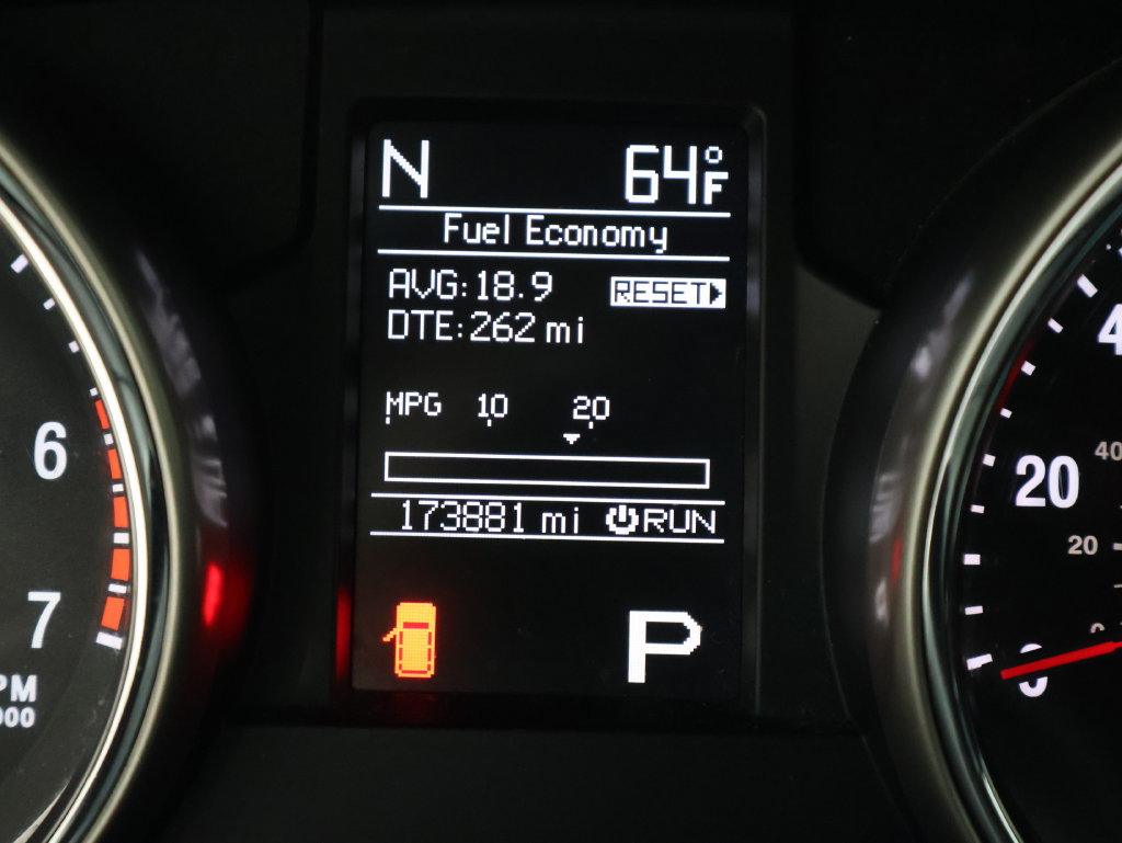 Used 2013 Jeep Grand Cherokee Laredo RWD image 36