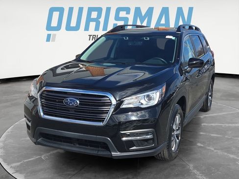 Certified 2022 Subaru Ascent Premium w/ Convenience Package image 2