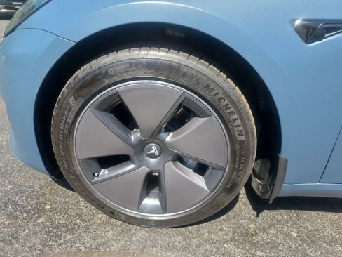 Used 2022 Tesla Model 3 Long Range AWD/4WD image 10
