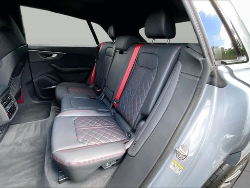 Used 2026 Audi Q8 Prestige AWD/4WD image 21