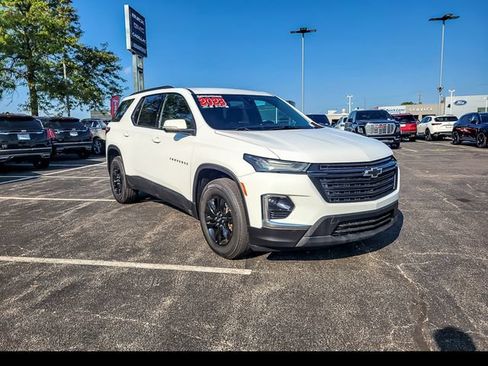 Certified 2023 Chevrolet Traverse LT FWD image 6