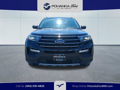 Used 2020 Ford Explorer XLT w/ Equipment Group 202A AWD/4WD image 2
