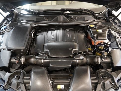 Used 2012 Jaguar XF Portfolio image 19