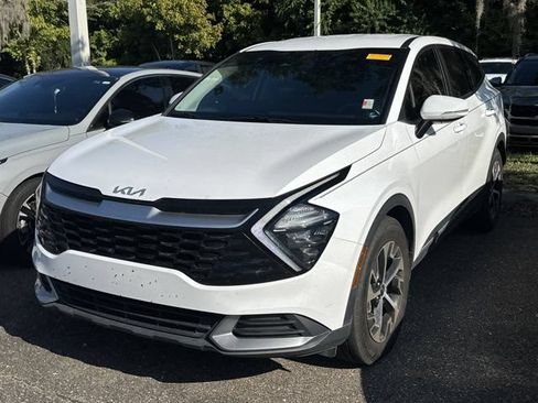 Used 2023 Kia Sportage EX FWD image 3