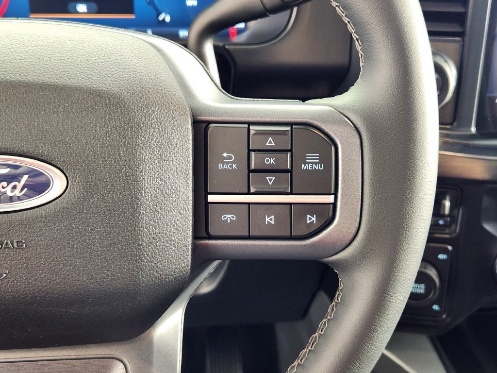 Used 2026 Ford F250 Lariat w/ Black Appearance Package AWD/4WD image 19