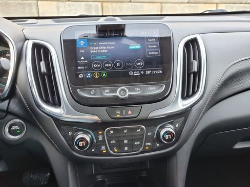 Used 2023 Chevrolet Equinox Premier image 31