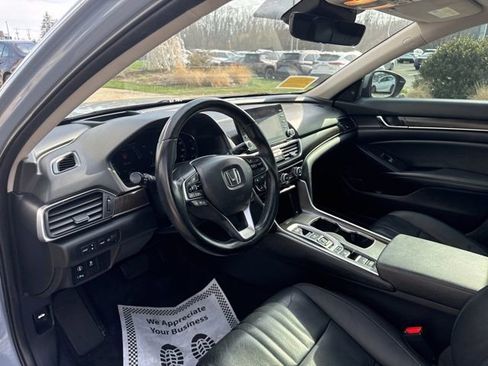 Used 2022 Honda Accord Touring image 25