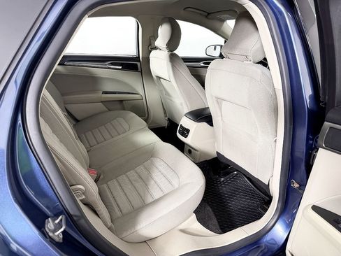 Used 2019 Ford Fusion SE FWD image 43