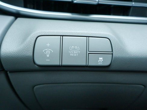 New 2026 Hyundai Elantra Sport image 21