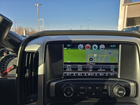 Used 2018 GMC Sierra 1500 SLT w/ SLT Premium Package image 10