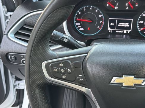 Used 2023 Chevrolet Malibu LT FWD image 21