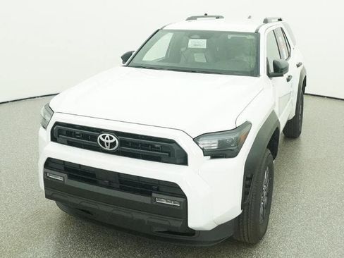 New 2026 Toyota 4Runner SR5 AWD/4WD image 16
