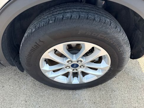 Used 2020 Ford Escape SE AWD/4WD image 7