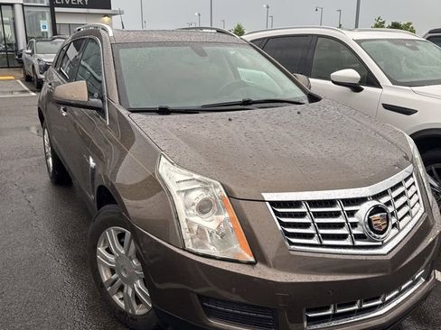 Used 2014 Cadillac SRX Luxury FWD image 5