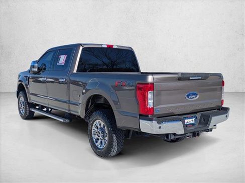 Used 2019 Ford F250 XLT w/ XLT Premium Package image 7