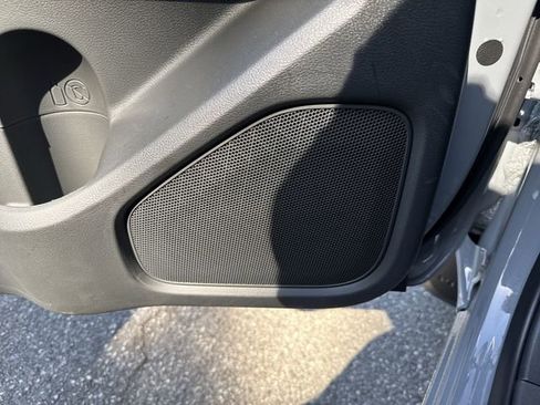 New 2026 Nissan Frontier SV AWD/4WD image 25